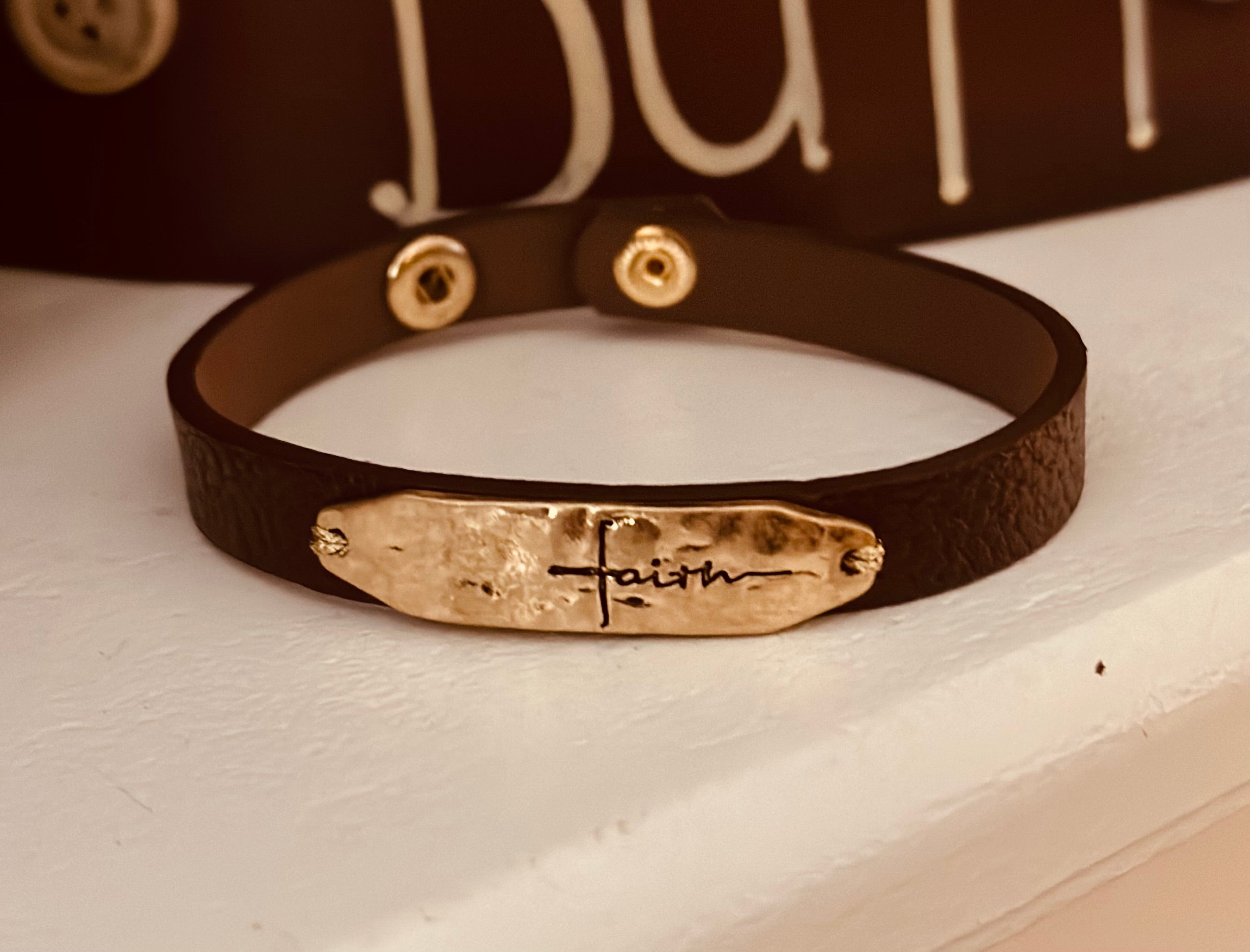 Faith Snap Bracelet