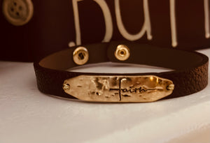 Faith Snap Bracelet